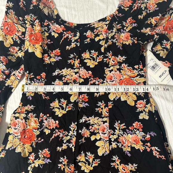 NWT RVCA Women’s Long Sleeve Floral Button Black Dress Size Small Originally$68 - Picture 8 of 9
